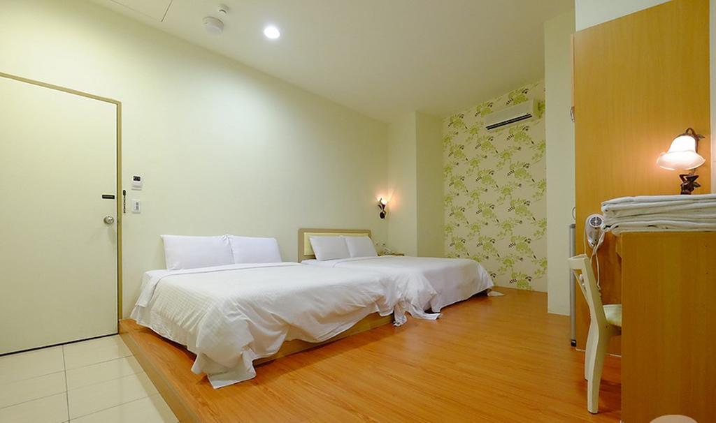 Green Park Commercial Hotel Тайнан Екстериор снимка