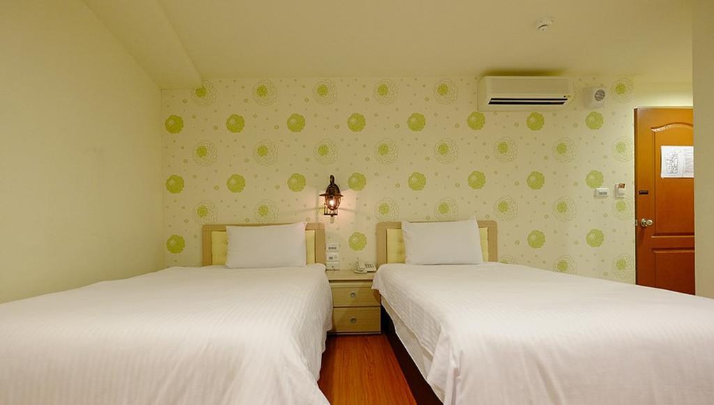 Green Park Commercial Hotel Тайнан Екстериор снимка